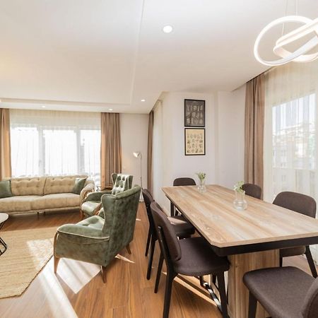 アンタルヤCentral Flat With Balcony Near Sea In Muratpasaアパートメント エクステリア 写真