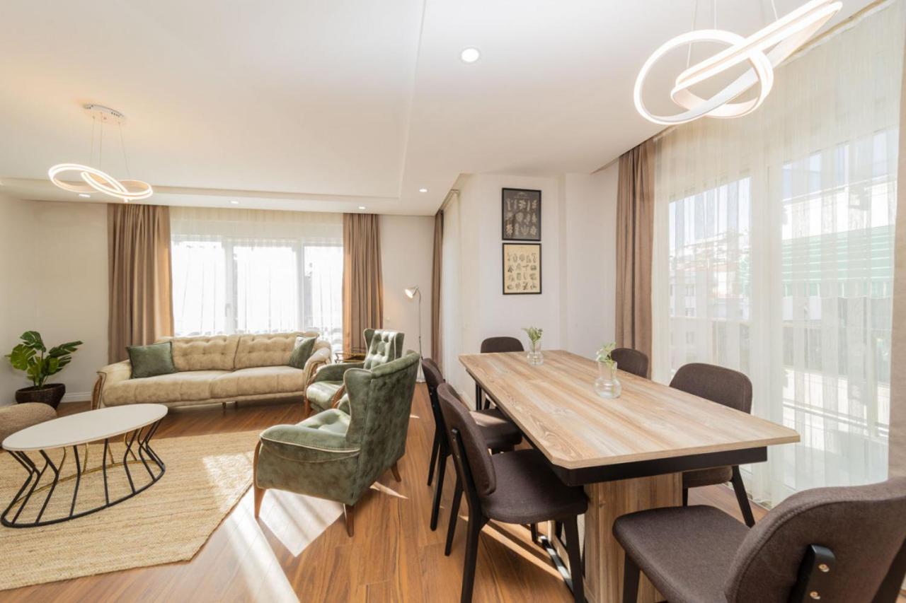 アンタルヤCentral Flat With Balcony Near Sea In Muratpasaアパートメント エクステリア 写真